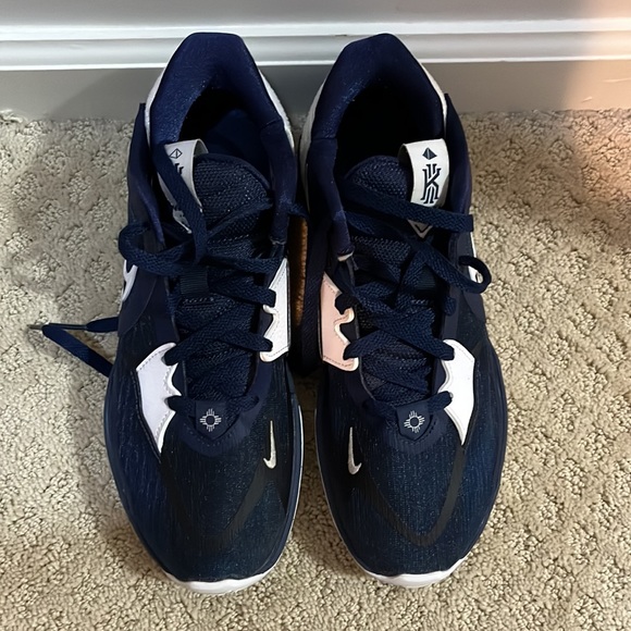 Kyrie 5 low - Picture 2 of 8